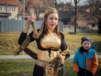 /album/vitusacky-jarmark-aneb-kejkliri-na-blesim-trhu-19-3-2022/p1010023-jpg1/